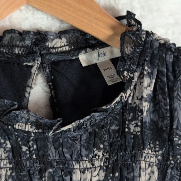 215-Joie NWT Dress in Navy and Cream‎ - Picture 2 of 7